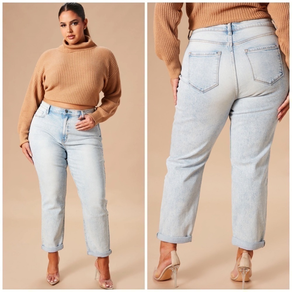 Fashion Nova Light Blue High Waist Mom Jeans Roll Cuff Denim Size 15 XL